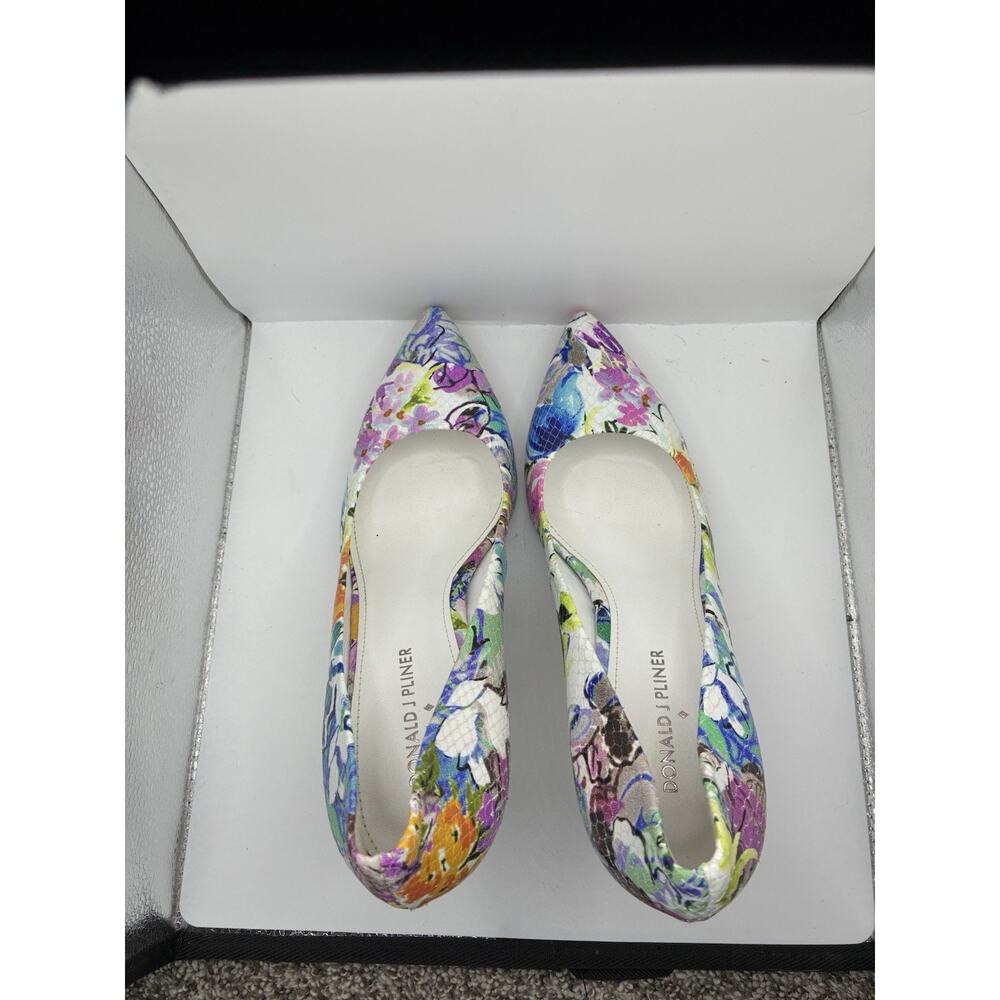 Donald J Pliner 8M Floral Snake Print Leather Pumps Pointed Toe Made In Spain - Picture 4 of 7